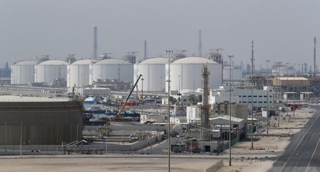 Saudi And Kuwait Oil Sites Damaged In Iranian Strikes