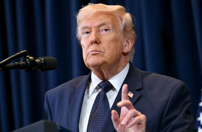 US Tightens Sanctions on Iran Oil Network as Strait of Hormuz Crisis Deepens