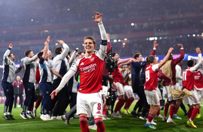 Arsenal FC End 22-Year Premier League Wait As Manchester City FC Slip Up Against AFC Bournemouth