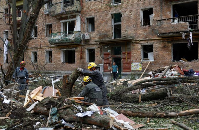 Russian Air Assault On Kyiv Leaves 10 Dead As Ukraine Strikes Back At Russian Energy Sites